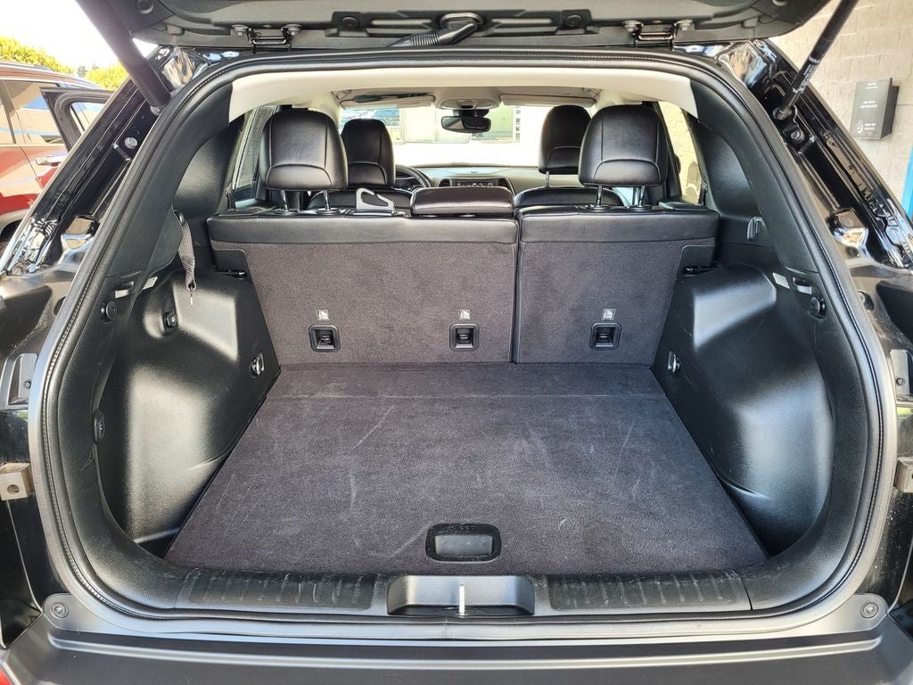 2023 Jeep Cherokee Altitude Lux 4x4