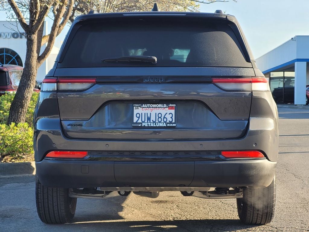 2025 Jeep Grand Cherokee Altitude 4x4