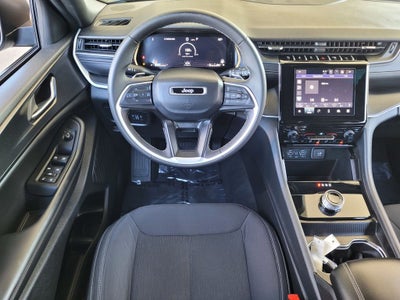 2024 Jeep Grand Cherokee L Laredo X 4x4