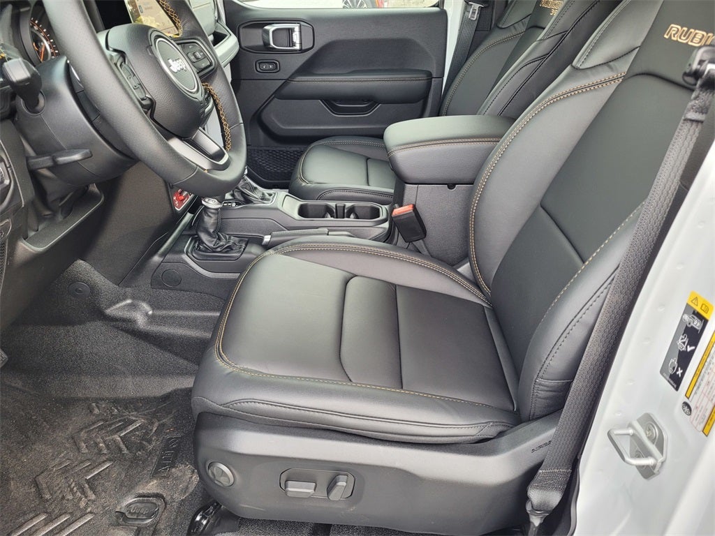 2025 Jeep Wrangler WRANGLER 4-DOOR RUBICON 392