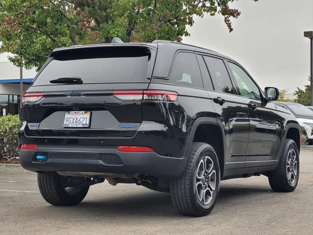 2023 Jeep Grand Cherokee 4xe Trailhawk