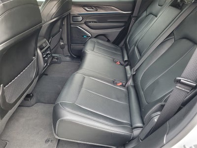 2022 Jeep Grand Cherokee 4xe Overland 4x4