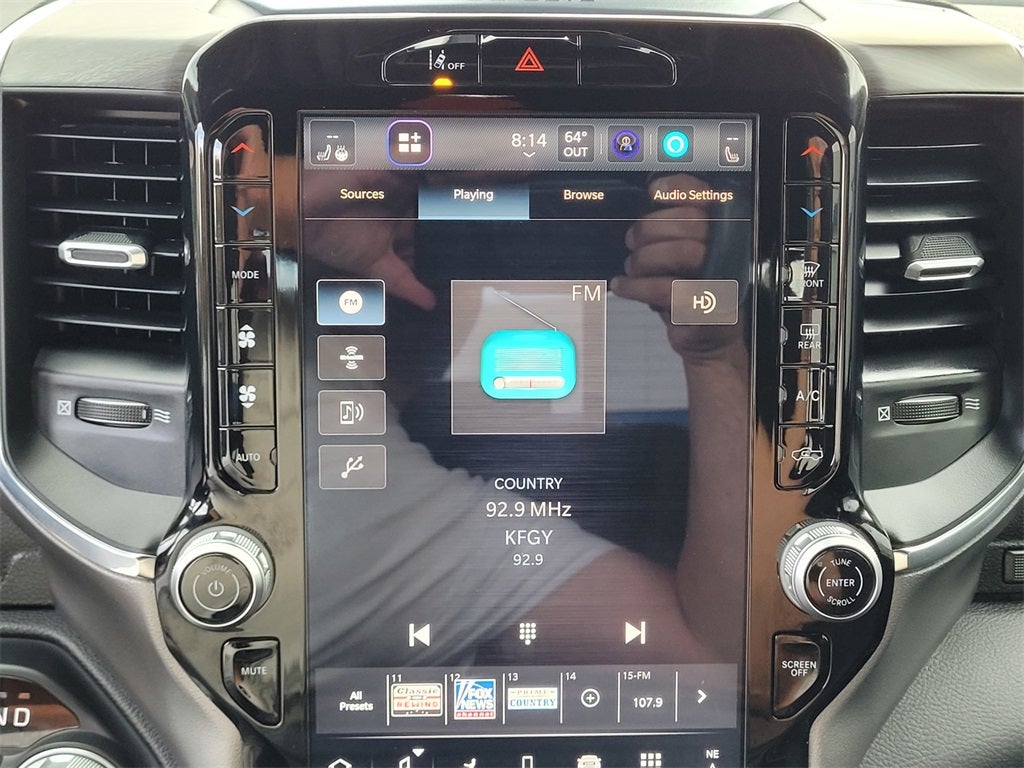 2025 RAM 1500 Laramie Crew Cab 4x4 5'7' Box