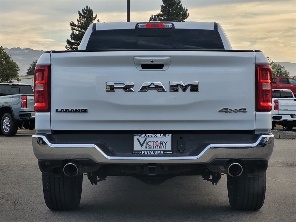 2025 RAM 1500 Laramie Crew Cab 4x4 5'7' Box