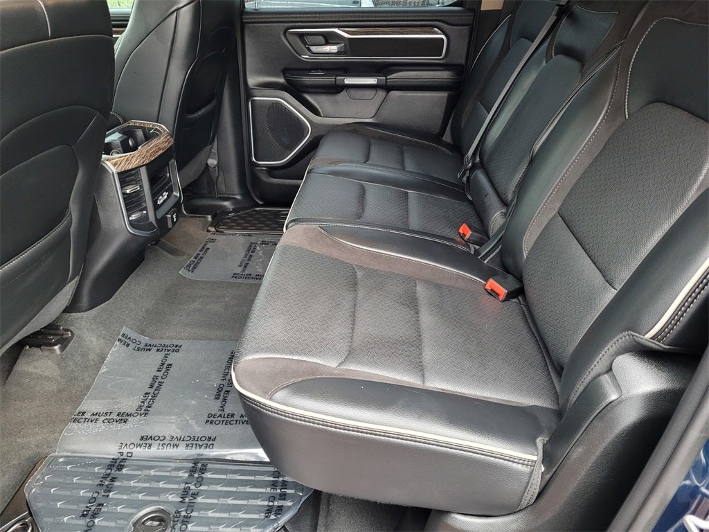 2020 RAM 1500 Laramie Crew Cab 4x4 5'7' Box