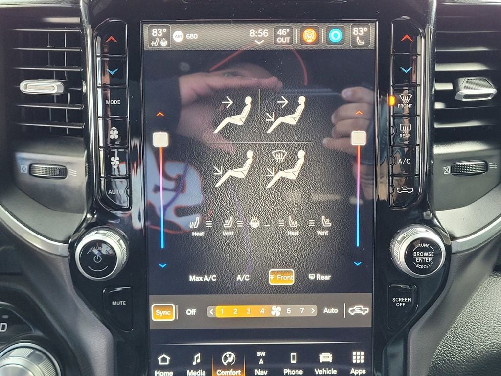 2023 RAM 1500 Laramie Crew Cab 4x4 5'7' Box