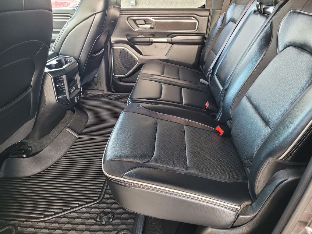 2023 RAM 1500 Laramie Crew Cab 4x4 5'7' Box