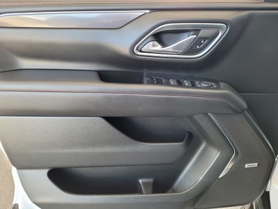 2024 Chevrolet Suburban 4WD RST