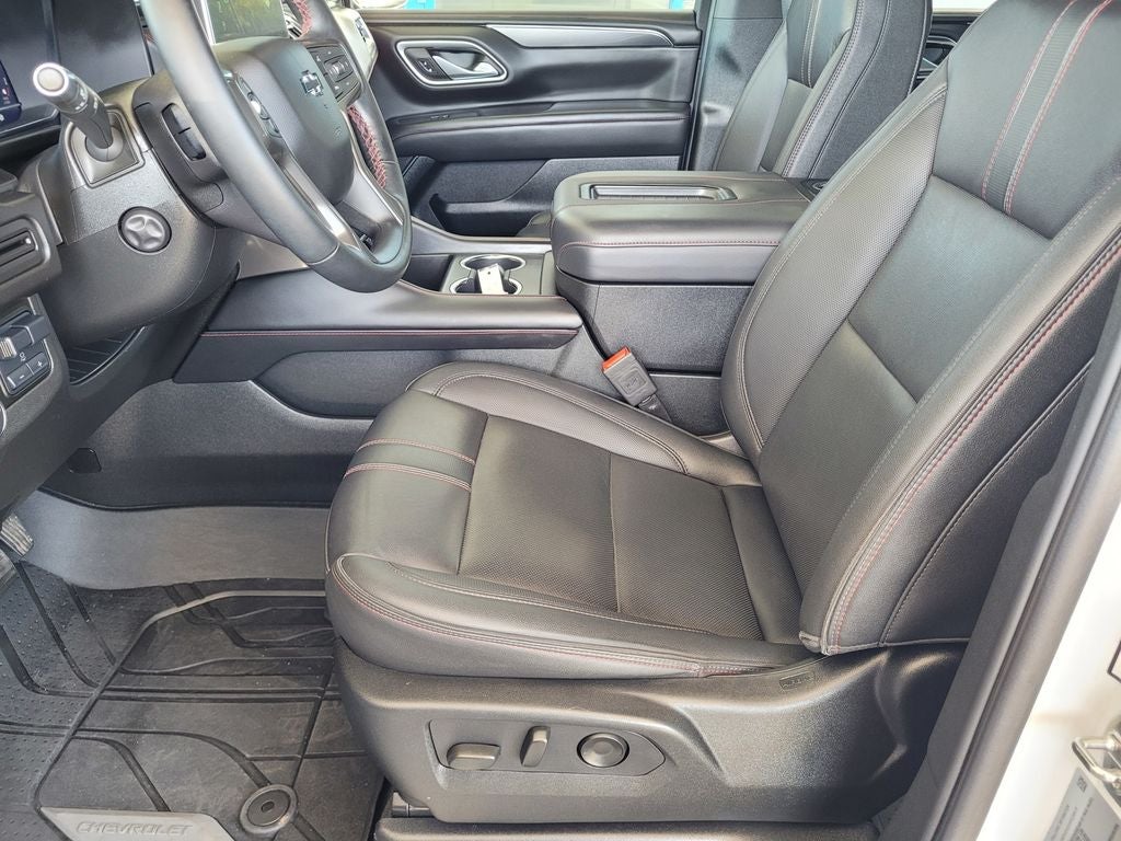2024 Chevrolet Suburban 4WD RST