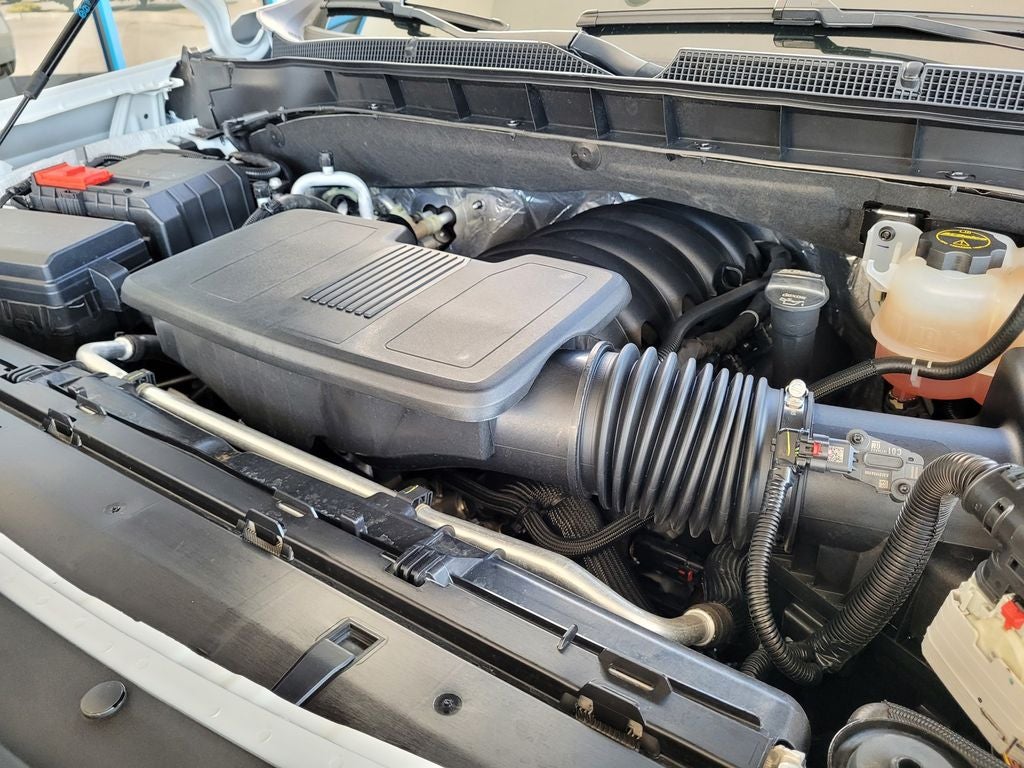 2024 Chevrolet Suburban 4WD RST