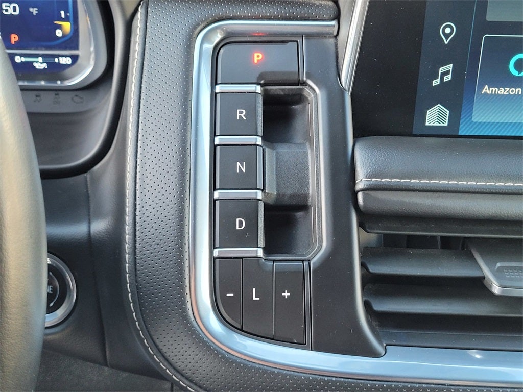 2023 Chevrolet Suburban 4WD Premier