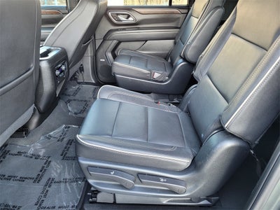 2023 Chevrolet Suburban 4WD Premier