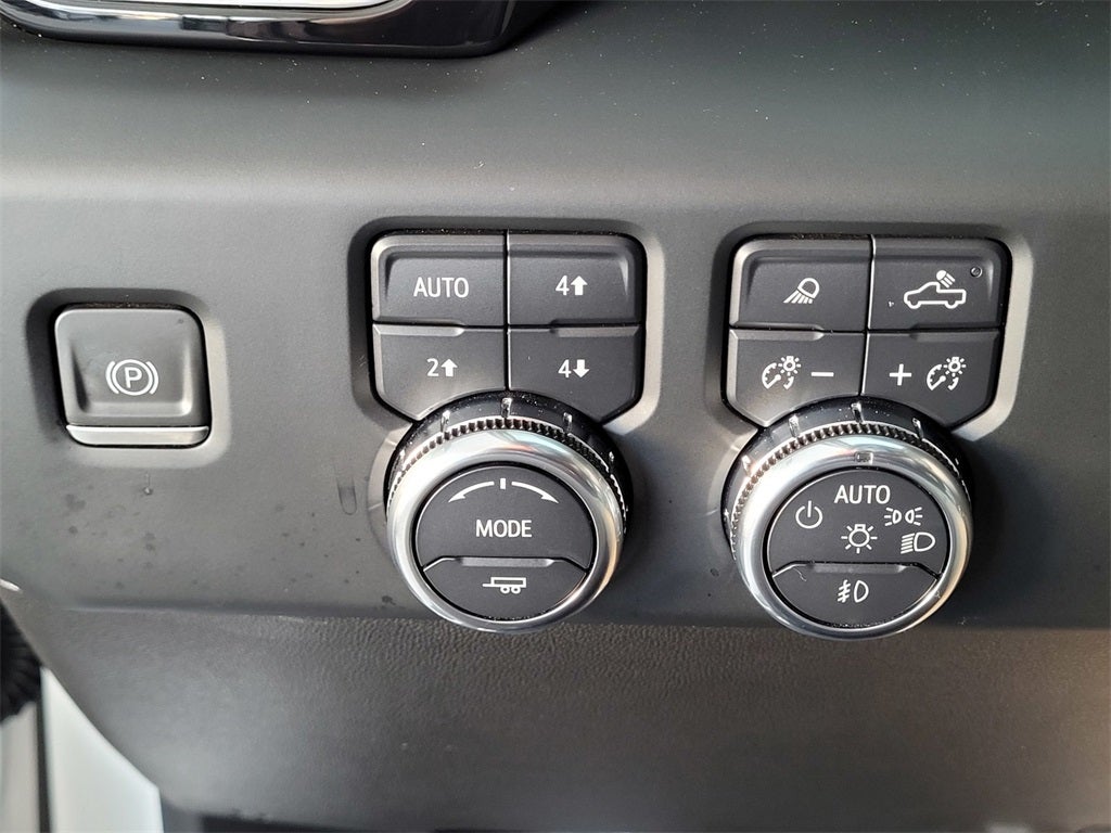 2024 GMC Sierra 1500 4WD Crew Cab Short Box Denali