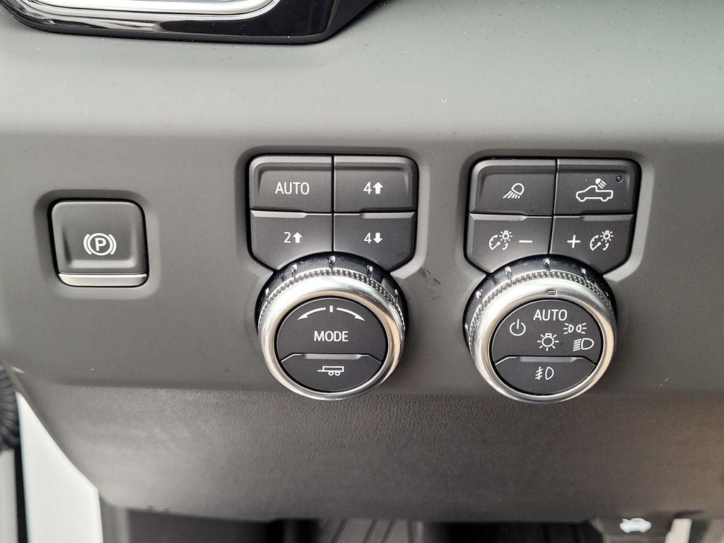 2025 GMC Sierra 1500 4WD Crew Cab Short Box Denali