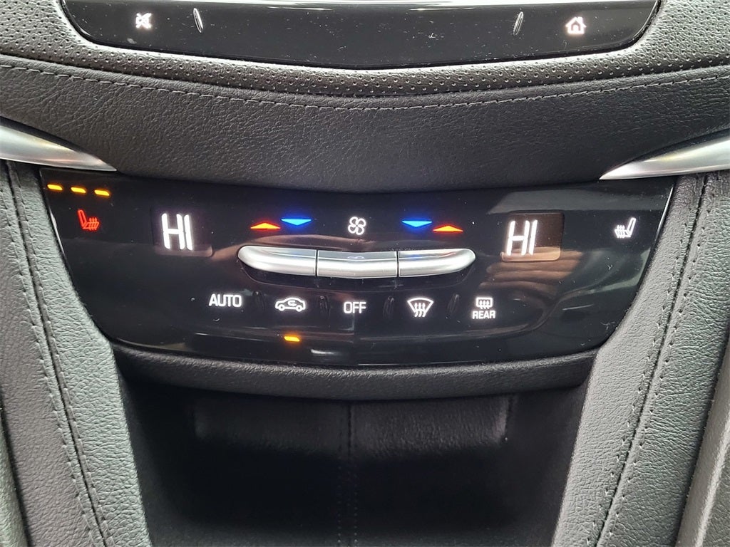2024 Cadillac XT5 AWD Sport
