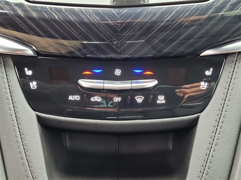 2024 Cadillac XT6 FWD Premium Luxury