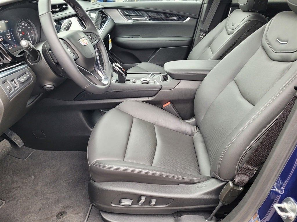 2024 Cadillac XT6 FWD Premium Luxury