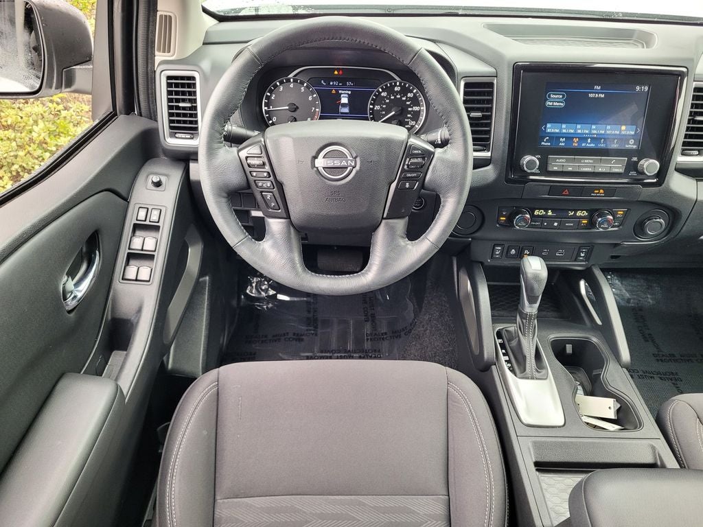2023 Nissan Frontier Crew Cab SV 4x2