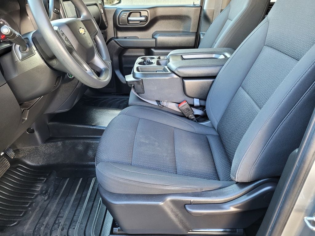 2023 Chevrolet Silverado 1500 4WD Crew Cab Short Bed WT