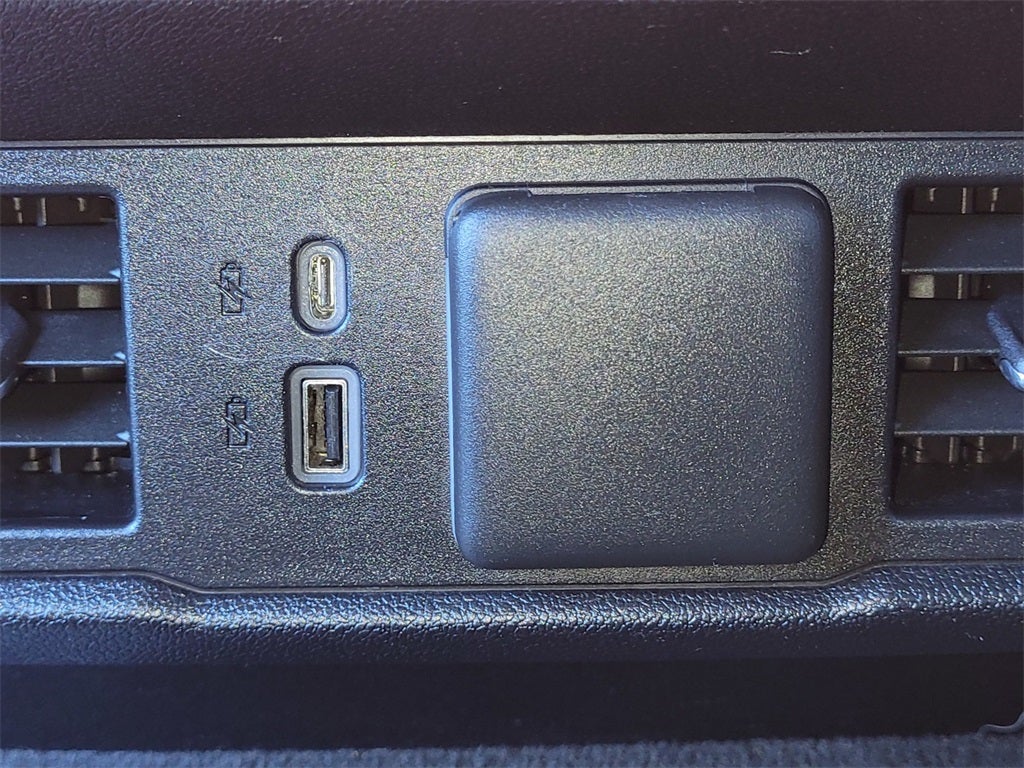 2022 Chevrolet Silverado 1500 4WD Crew Cab Short Bed RST