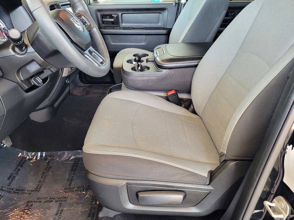 2023 RAM 1500 Classic Tradesman Crew Cab 4x4 5'7' Box