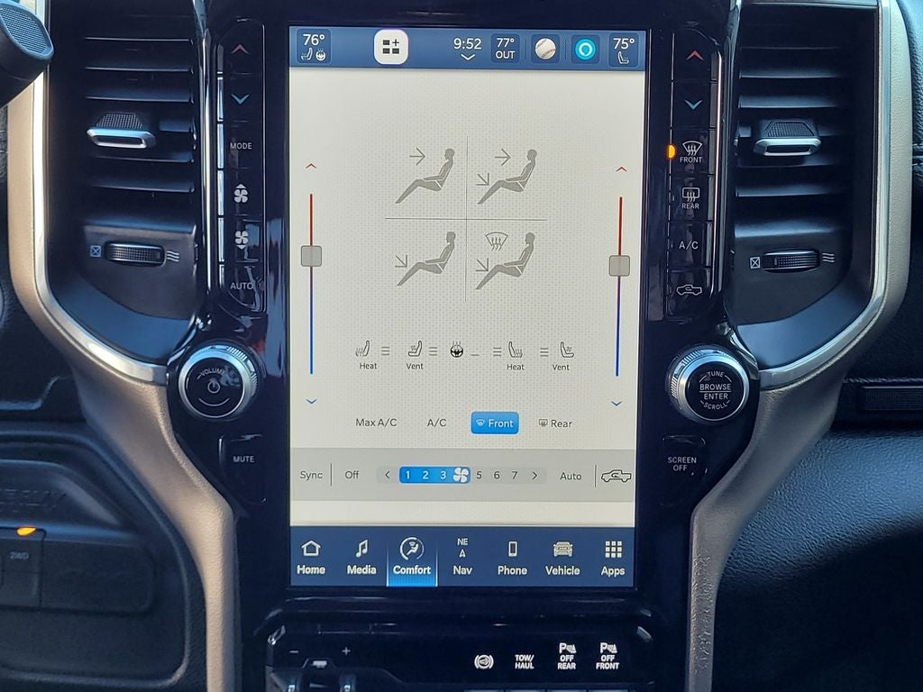 2024 RAM 2500 Laramie Crew Cab 4x4 6'4' Box