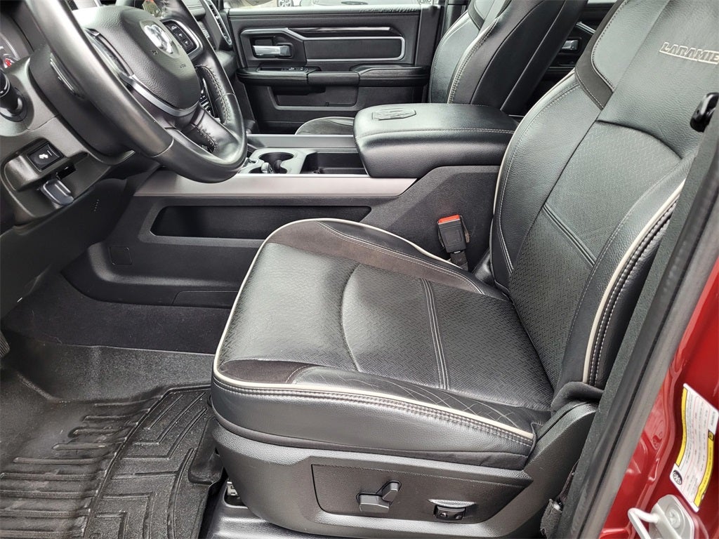 2021 RAM 2500 Laramie Crew Cab 4x4 6'4' Box