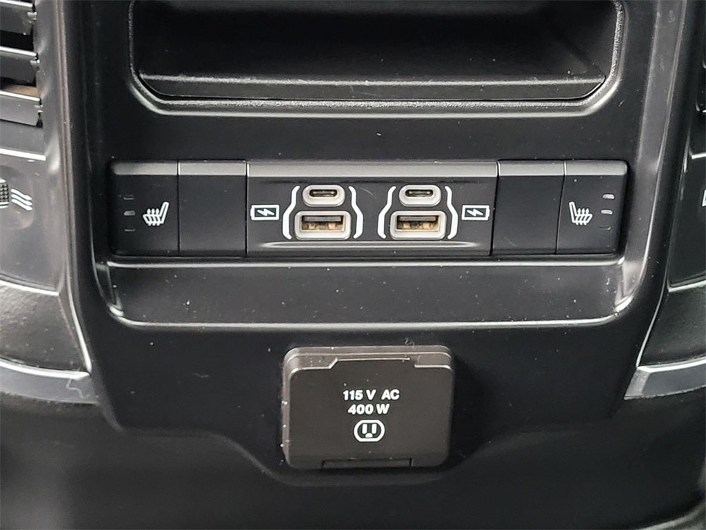 2021 RAM 2500 Laramie Crew Cab 4x4 6'4' Box