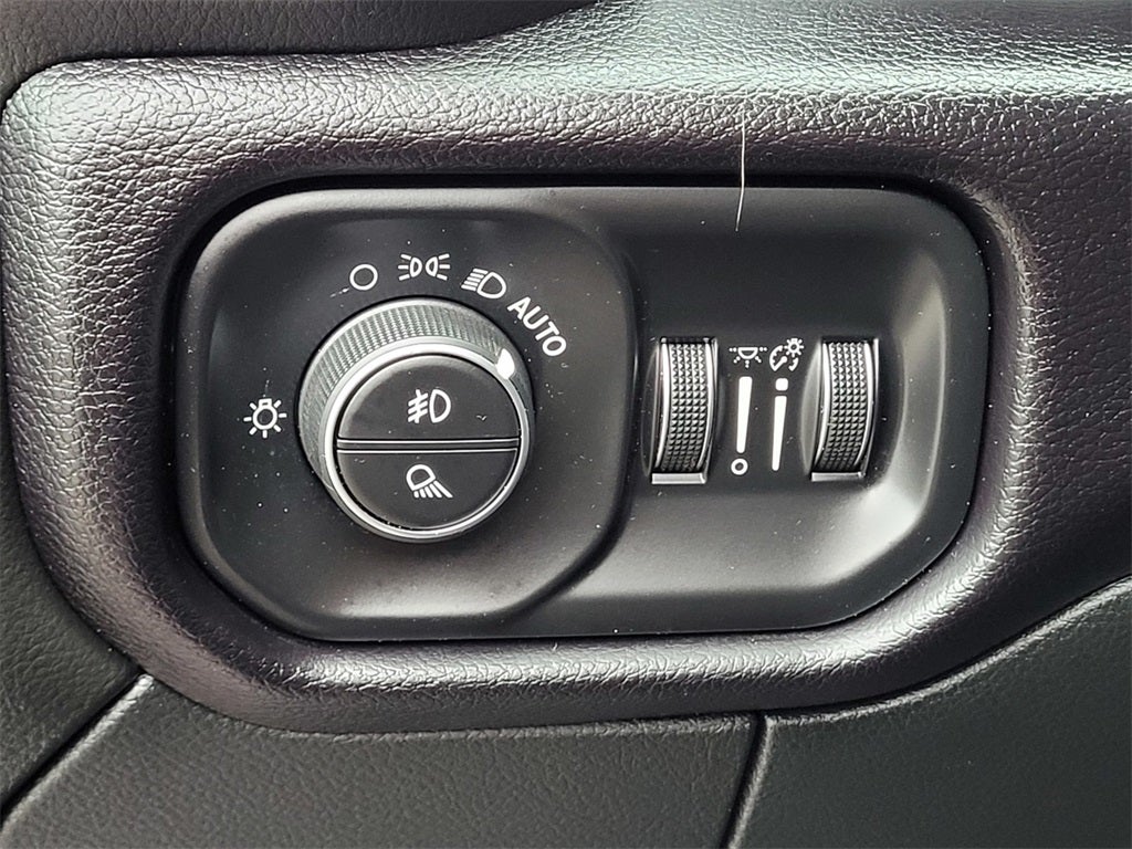 2021 RAM 2500 Laramie Crew Cab 4x4 6'4' Box