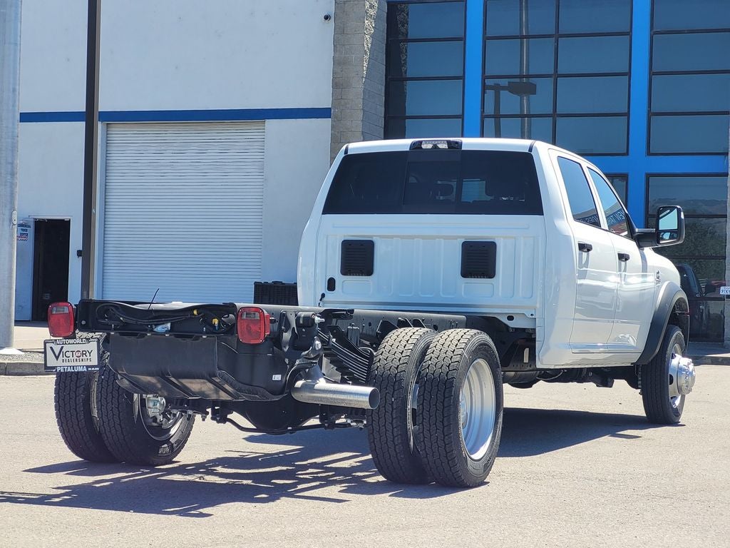2026 RAM Ram 5500 Chassis Cab RAM 5500 TRADESMAN CHASSIS CREW CAB 4X4 84' CA