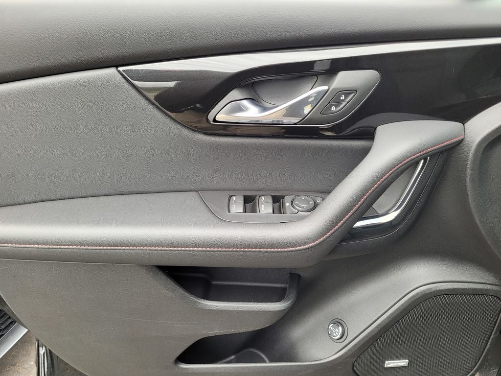 2025 Chevrolet Blazer AWD RS