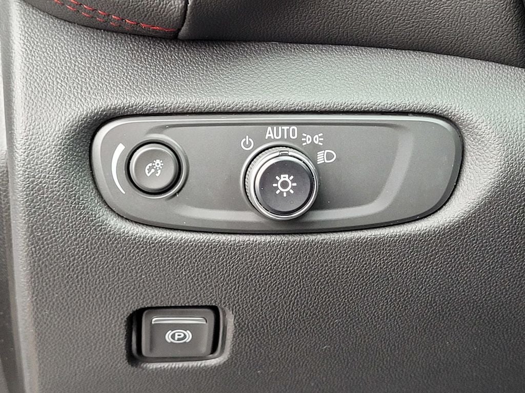 2025 Chevrolet Blazer AWD RS