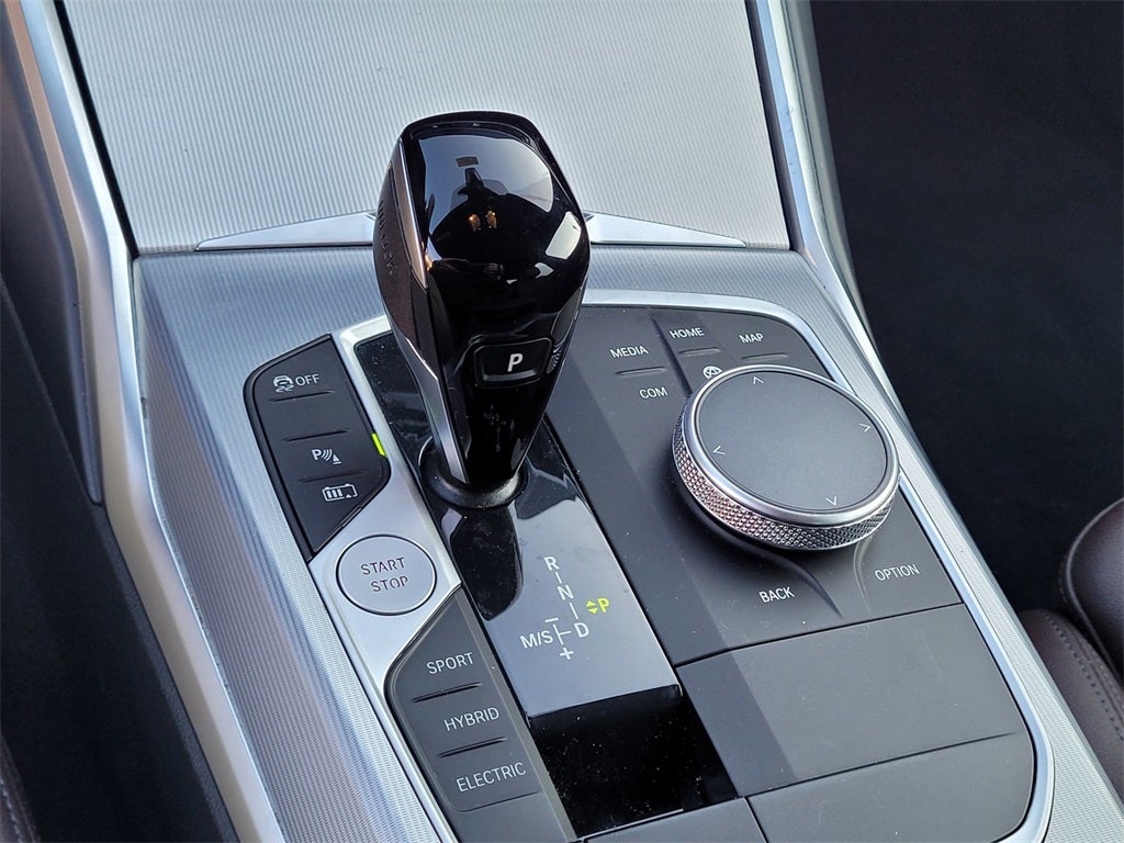 2022 BMW 3 Series 330e Sedan