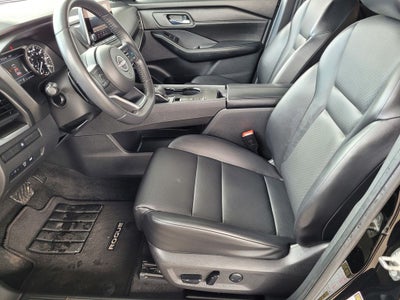 2024 Nissan Rogue SV FWD
