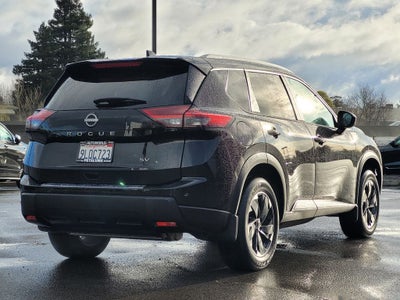 2024 Nissan Rogue SV FWD