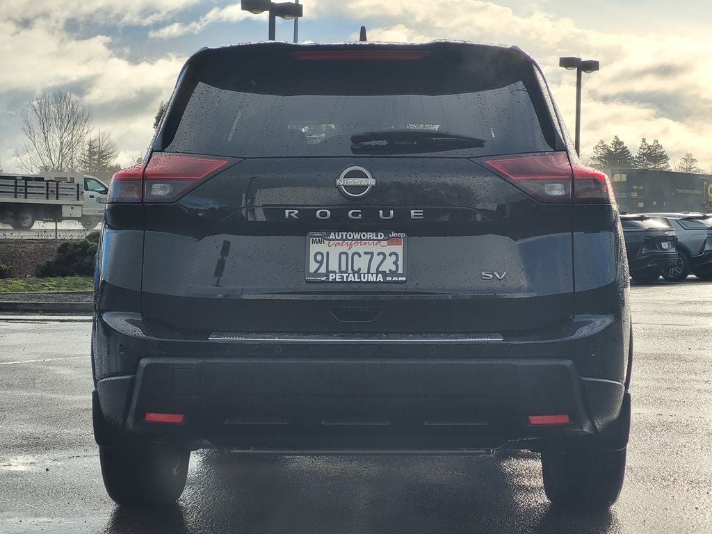 2024 Nissan Rogue SV FWD