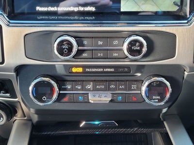 2022 Ford F-350SD Platinum