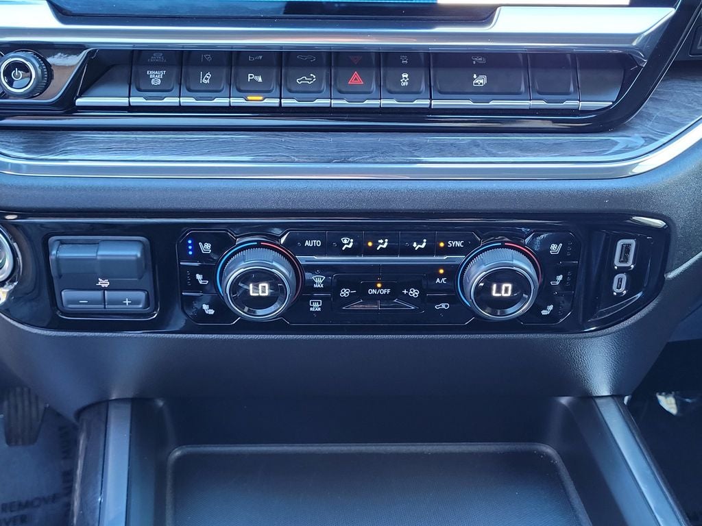 2025 Chevrolet Silverado 3500HD LTZ