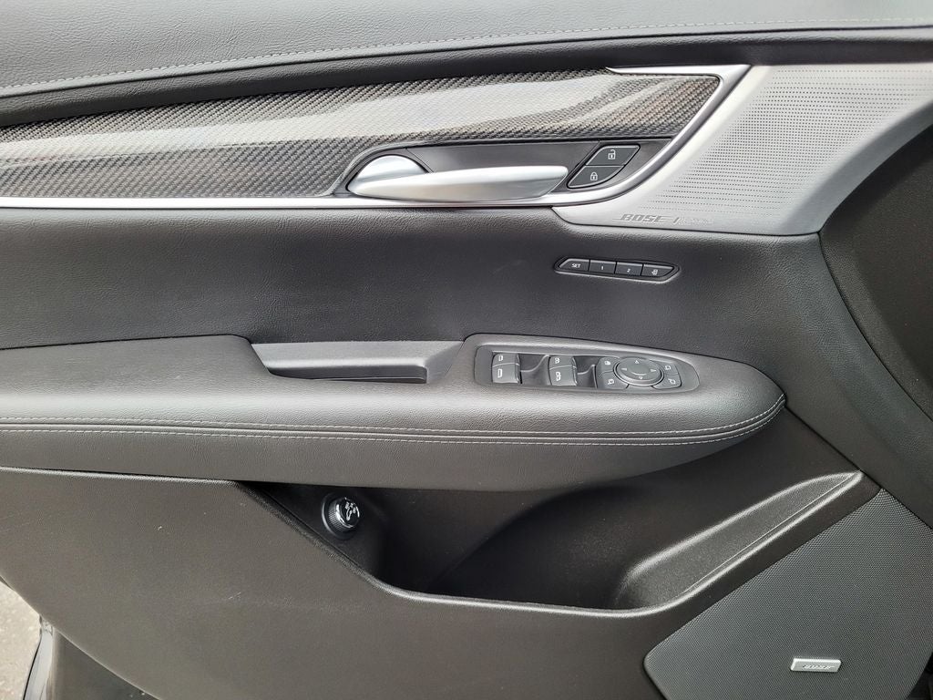 2024 Cadillac XT5 Sport